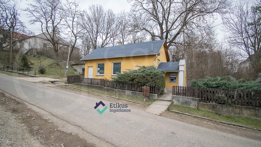 Krasznokvajda Petőfi utcában 40 m2-es ingatlan eladó!-1100190