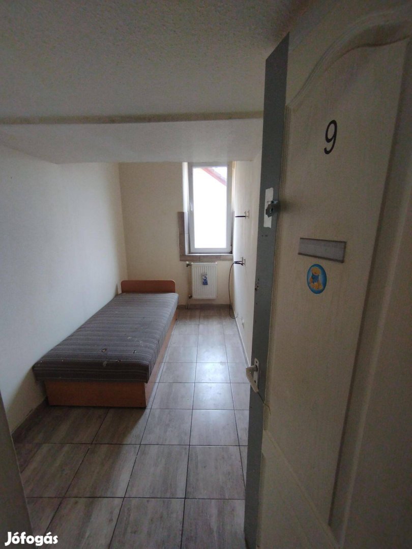 @Kiado_szobak_Budapesten_831132737021869