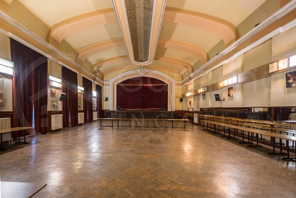 Nagy múltú művelődési ház eladó!-1085054