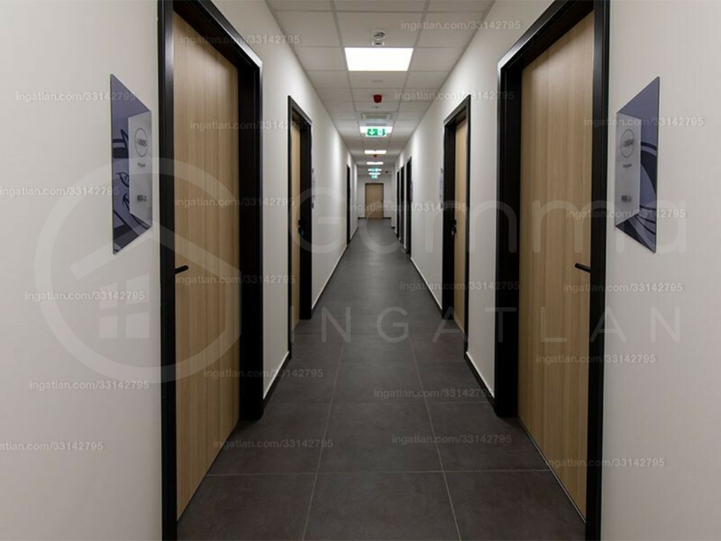 Miskolcon a HELL iroda irodaházban iroda kiadó!!-1091292