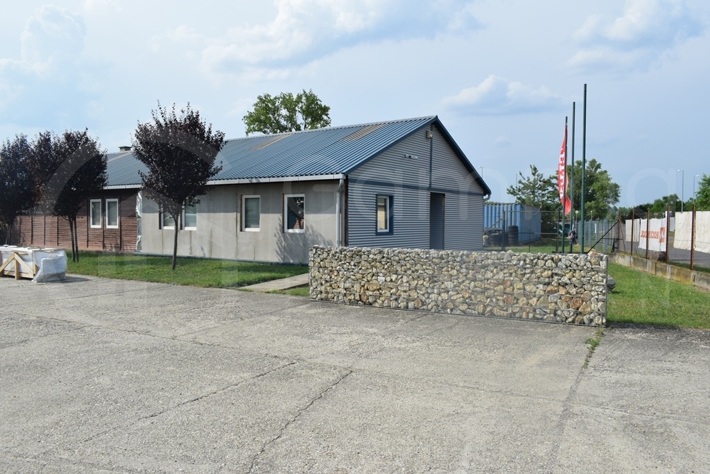 Eladó 5309 m2 ipari