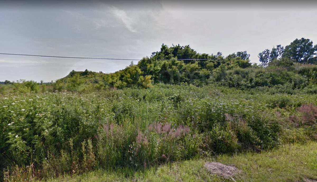 Eladó 44000 m2 ipari