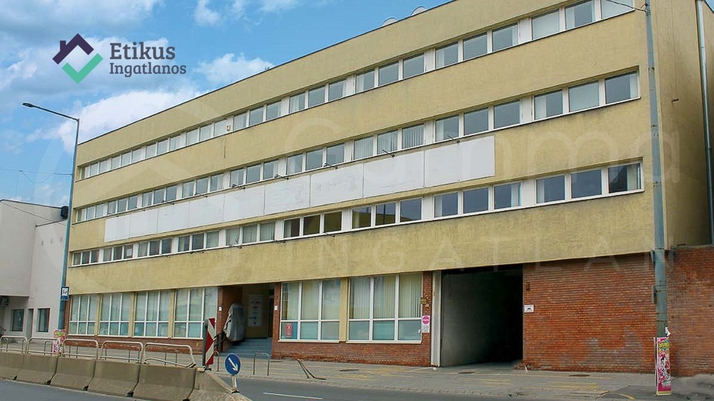 Búzatér szomszédságában irodaház kiadó!-1292938