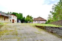 lakóépületekkel ELADÓ!-1347843