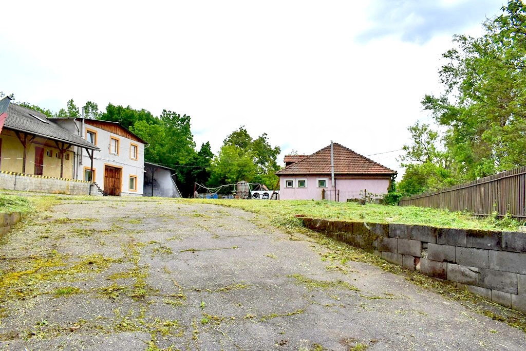 lakóépületekkel ELADÓ!-1347843