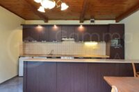 11 034 m2-es telken fekvő ingatlanegyüttes