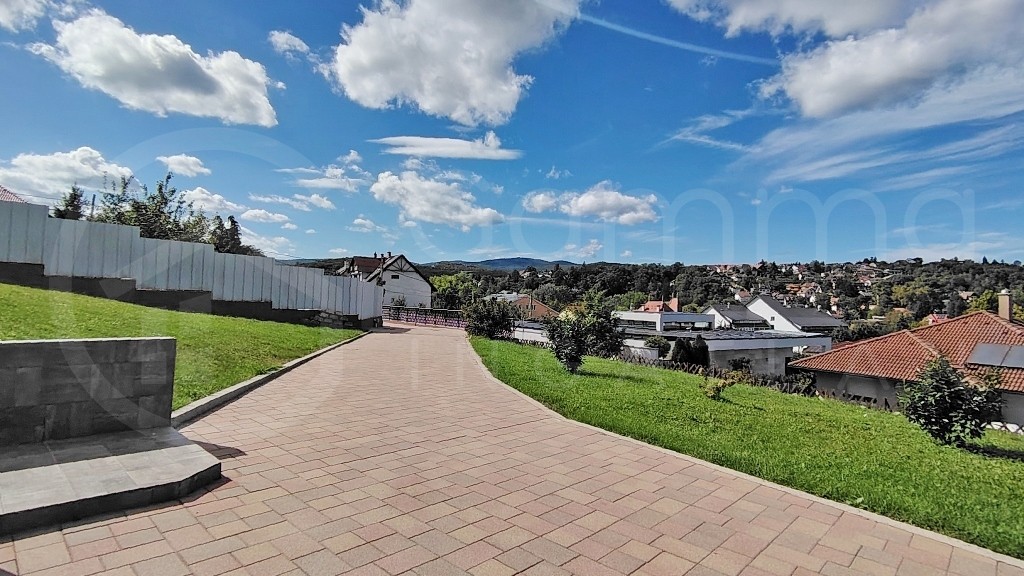 Miskolctapolcai örökpanorámás luxus családi ház eladó!-1386497