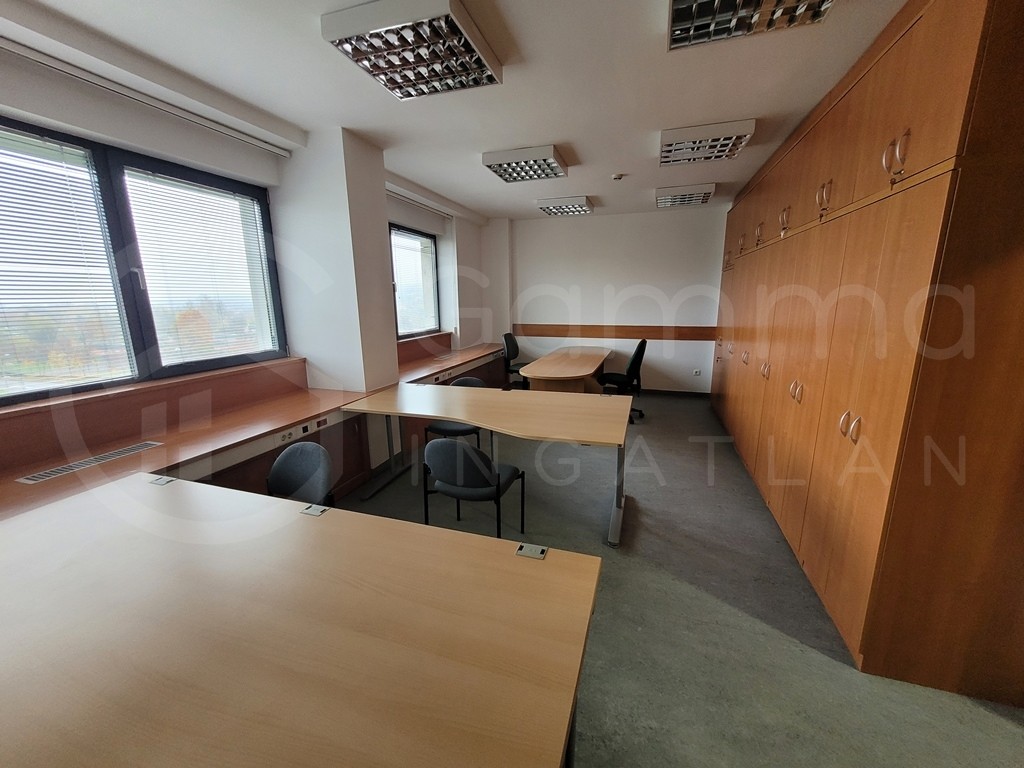 műszakilag és esztétikailag is igényesen felújított