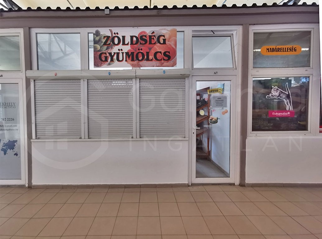 Kiadó üzlethelyiség a Vasgyári Piac csarnokában!-1444789