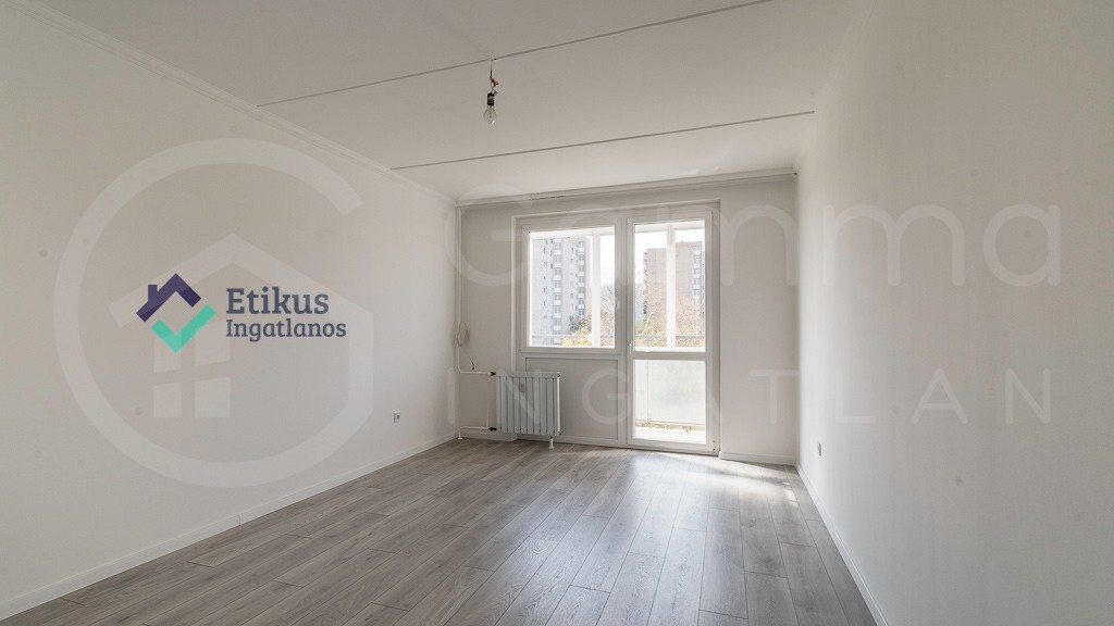 3. emeleti lakás 4 emeletes épületben eladó!-1446430