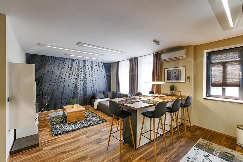 PRÉMIUM BELVÁROSI ÉLETÉRZÉS – Kiadó luxus apartman Miskolc szívében!-1460599