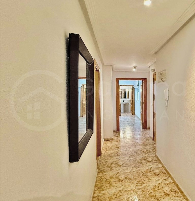 panorámás apartman eladó Torrevieja legkeresettebb részén