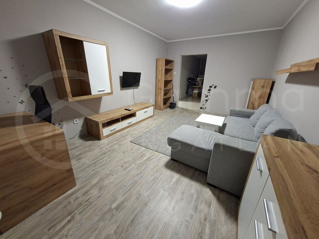 50m2-es tégla lakás a Győri kapuban!-1478727