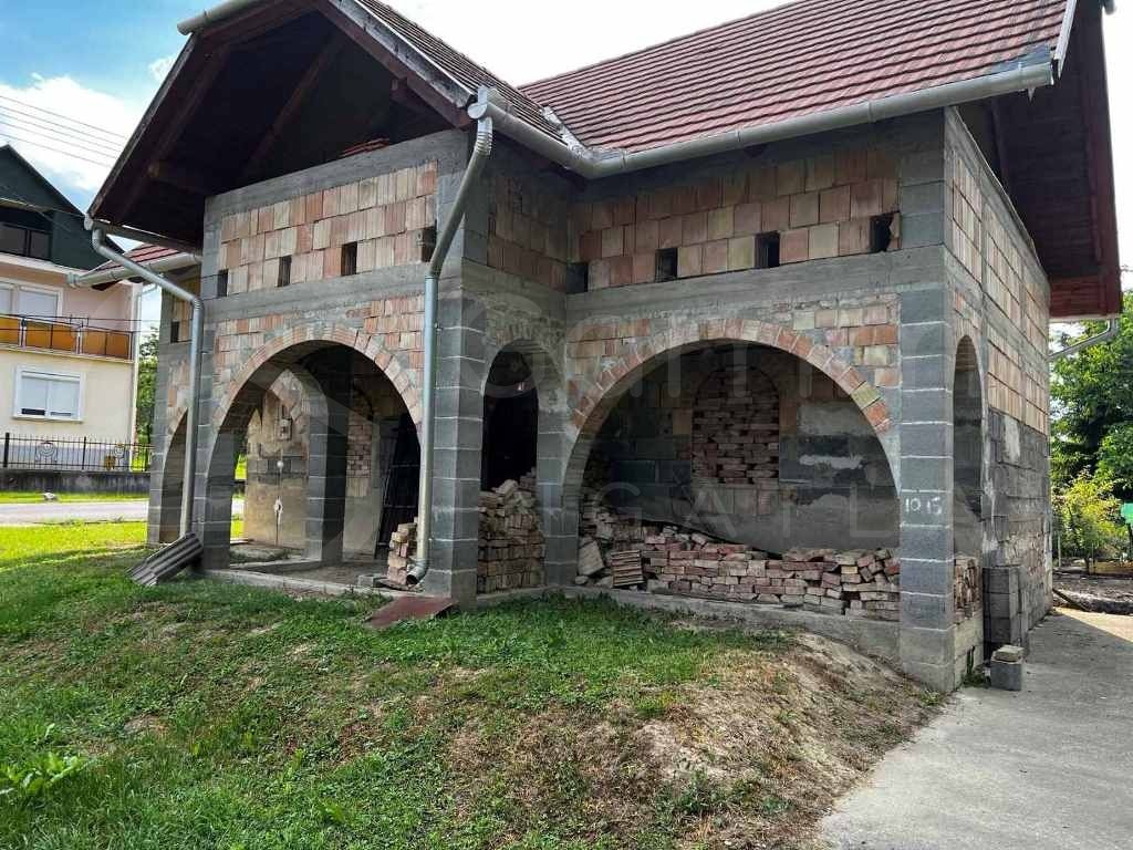 Alsószuhán szerkezetkész családi ház Eladó!-1484059