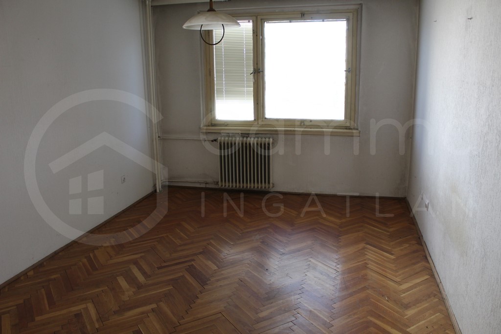 1 emeleti panel lakás ELADÓ!-1485263