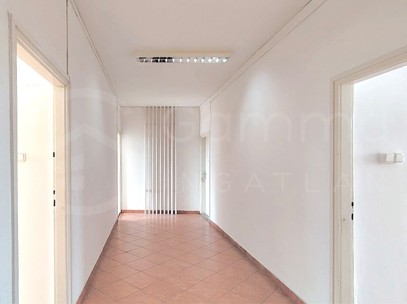 25 m2-es